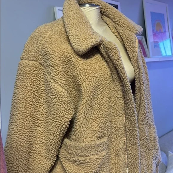 IAMGIA pixie teddy coat - Picture 4 of 6